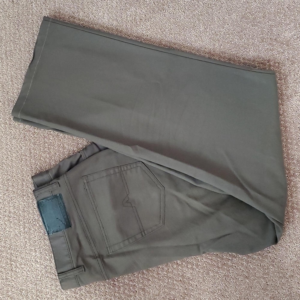 Men's Alberto Olive Green Dress, Casual Pant, Model 3140 Tommy